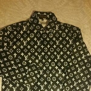Official Louis Vuitton mens causal shirt